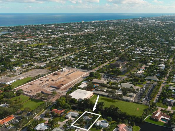 14 NW 24th Street, Delray Beach FL 33444