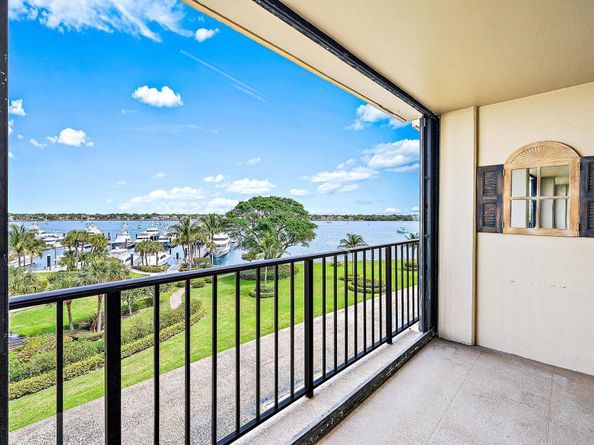 136 Lakeshore Drive 511, North Palm Beach FL 33408