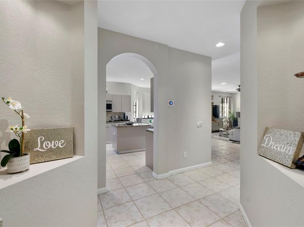 1588 Passion Vine Cir 1588, Weston FL 33326