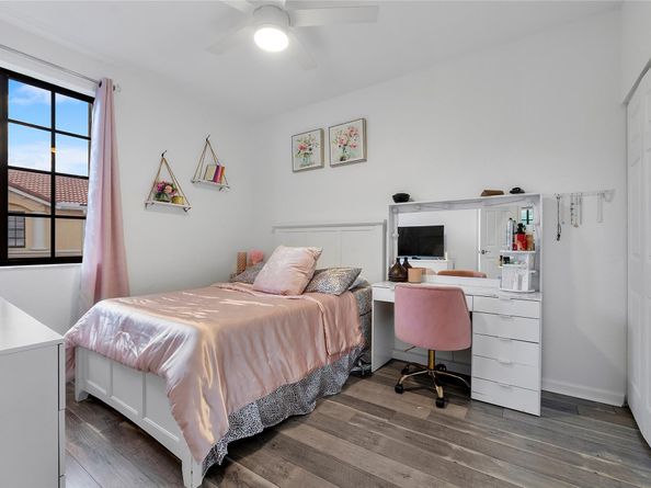 1588 Passion Vine Cir 1588, Weston FL 33326