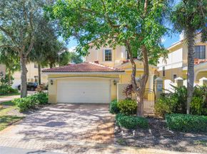 1588 Passion Vine Cir 1588, Weston FL 33326