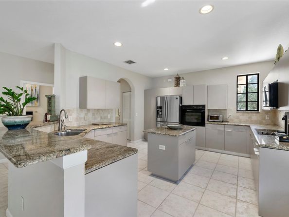 1588 Passion Vine Cir 1588, Weston FL 33326