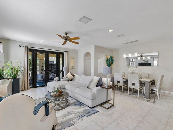 1588 Passion Vine Cir 1588, Weston FL 33326