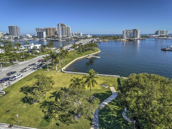 2500 E Las Olas Blvd 901, Fort Lauderdale FL 33301