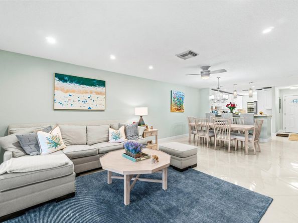 24 Stratford Drive E D, Boynton Beach FL 33436