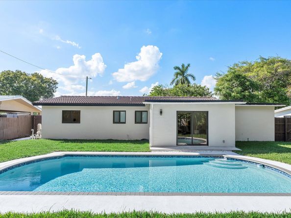 4330 NE 20th Ave, Fort Lauderdale FL 33308