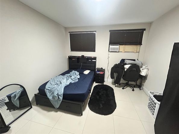 18422 NW 42nd Ct, Miami Gardens FL 33055