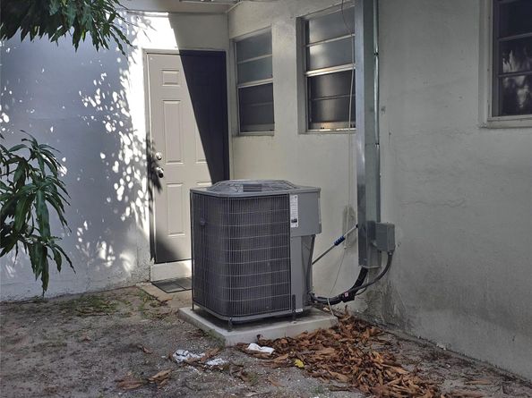 18422 NW 42nd Ct, Miami Gardens FL 33055