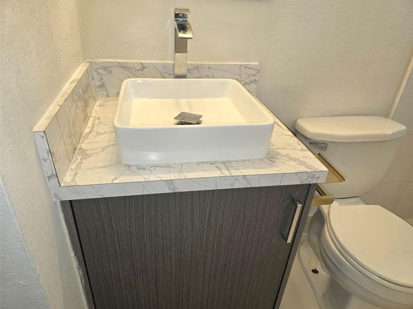 18422 NW 42nd Ct, Miami Gardens FL 33055