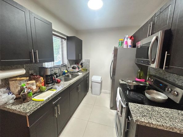 18422 NW 42nd Ct, Miami Gardens FL 33055