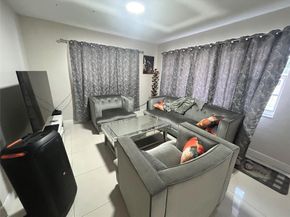 18422 NW 42nd Ct, Miami Gardens FL 33055