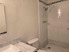 18422 NW 42nd Ct, Miami Gardens FL 33055