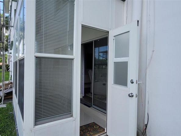 4751 NW 21 st 112, Lauderhill FL 33313