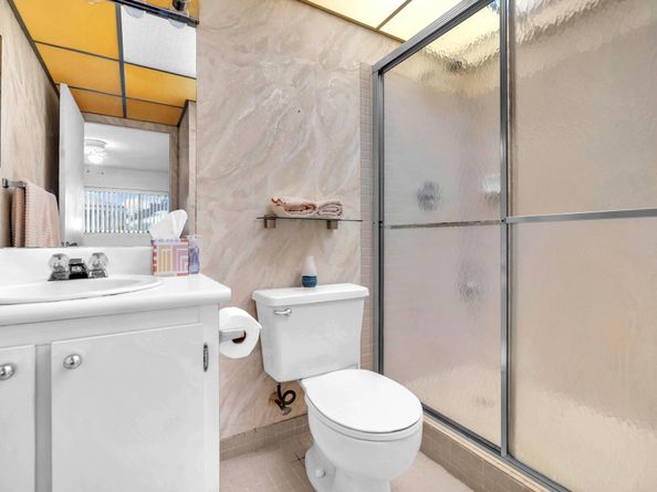 10419 E Clairmont Cir 205, Fort Lauderdale FL 33321