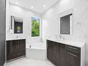 1415 NE 6TH St, Fort Lauderdale FL 33304