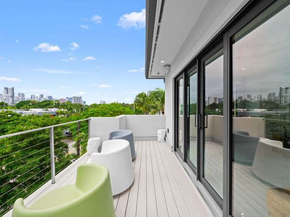 1415 NE 6TH St, Fort Lauderdale FL 33304