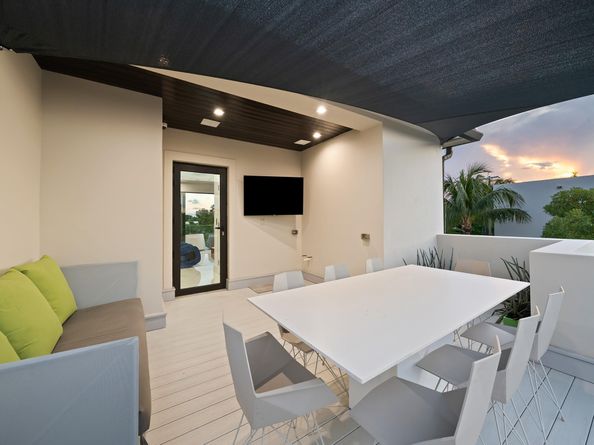 1415 NE 6TH St, Fort Lauderdale FL 33304