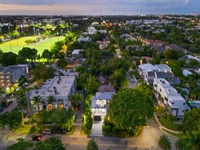 1415 NE 6TH St, Fort Lauderdale FL 33304