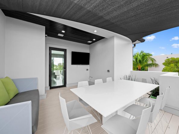 1415 NE 6TH St, Fort Lauderdale FL 33304