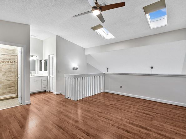 4182 S Pine Island Rd, Davie FL 33328