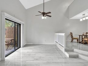 4182 S Pine Island Rd, Davie FL 33328