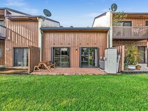 4182 S Pine Island Rd, Davie FL 33328