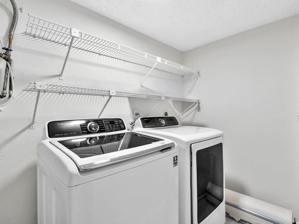 4182 S Pine Island Rd, Davie FL 33328