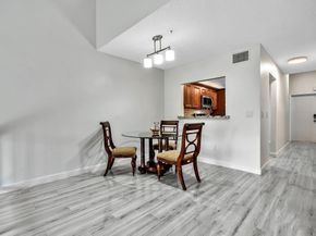 4182 S Pine Island Rd, Davie FL 33328