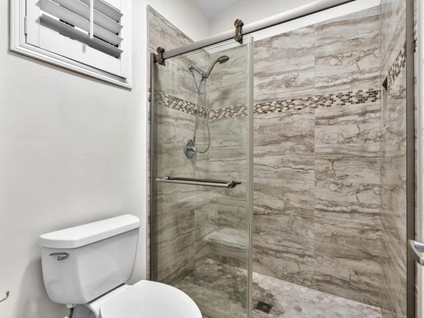 4182 S Pine Island Rd, Davie FL 33328