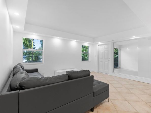 1439 S Ocean Blvd 215, Pompano Beach FL 33062