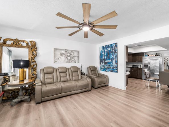 216-218 NE 9th Ave, Deerfield Beach FL 33441