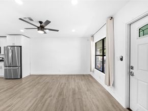 216-218 NE 9th Ave, Deerfield Beach FL 33441