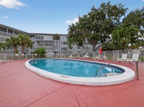 2901 NW 47th Ter 245A, Lauderdale Lakes FL 33313