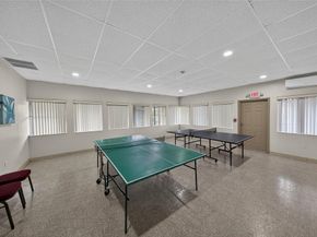 2901 NW 47th Ter 245A, Lauderdale Lakes FL 33313