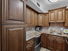2901 NW 47th Ter 245A, Lauderdale Lakes FL 33313