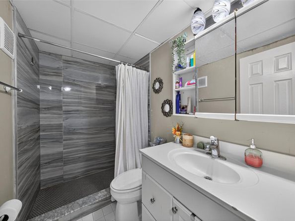 2901 NW 47th Ter 245A, Lauderdale Lakes FL 33313
