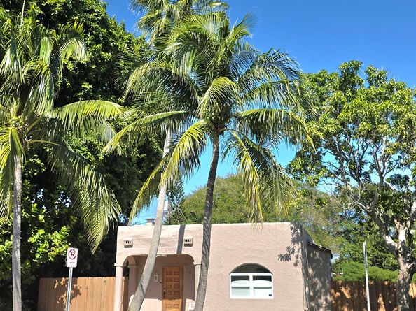 511 Upland Road, West Palm Beach FL 33401