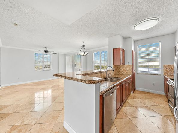 616 Clearwater Park Road 913, West Palm Beach FL 33401