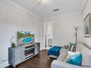 6454 NW 93rd Dr, Parkland FL 33067
