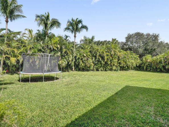 6454 NW 93rd Dr, Parkland FL 33067