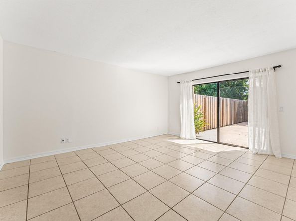 12518 Teakwood Court, Wellington FL 33414