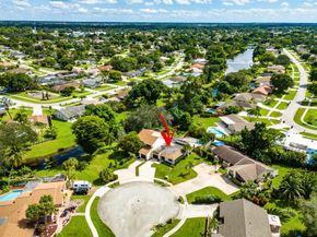 12518 Teakwood Court, Wellington FL 33414