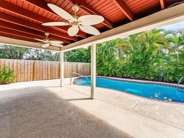 12518 Teakwood Court, Wellington FL 33414
