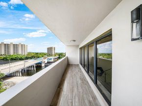 900 NE Spanish River Boulevard 7e, Boca Raton FL 33431