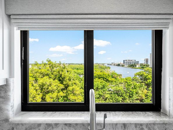 900 NE Spanish River Boulevard 7e, Boca Raton FL 33431