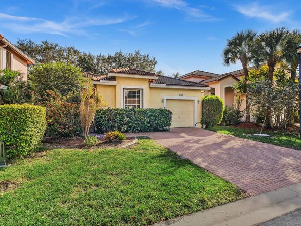 6264 NW 38th Drive, Coral Springs FL 33067