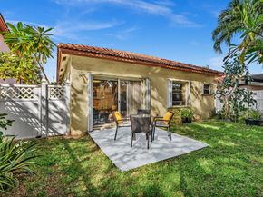 6264 NW 38th Drive, Coral Springs FL 33067