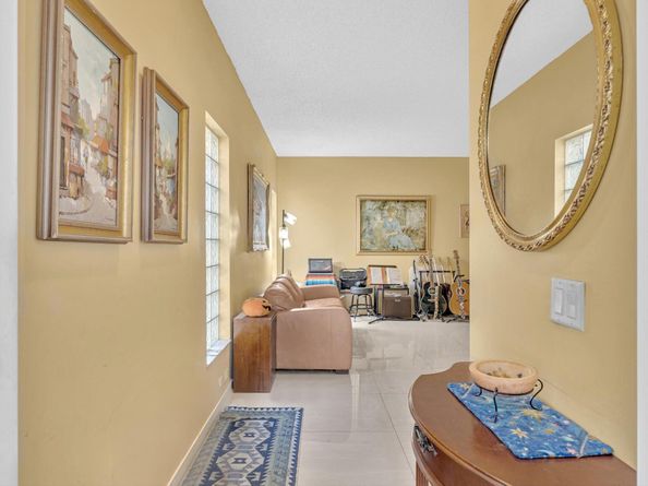 6264 NW 38th Drive, Coral Springs FL 33067