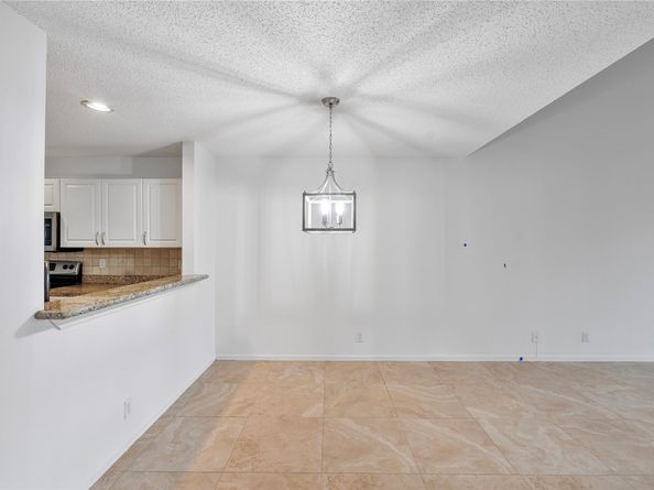 7342 NW 62nd Ter, Parkland FL 33067