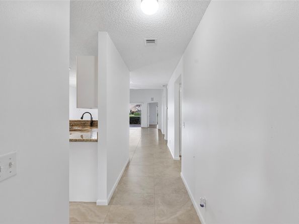 7342 NW 62nd Ter, Parkland FL 33067